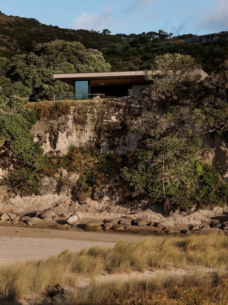 Ponting Fitzgerald Architects - Clifftop House